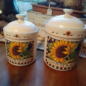 Certified International Susan Winget 5 1/4 H sunflower crock